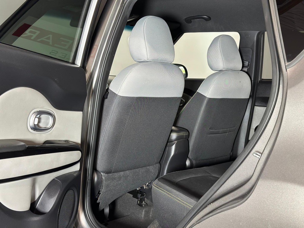 2016 Kia Soul Image 19