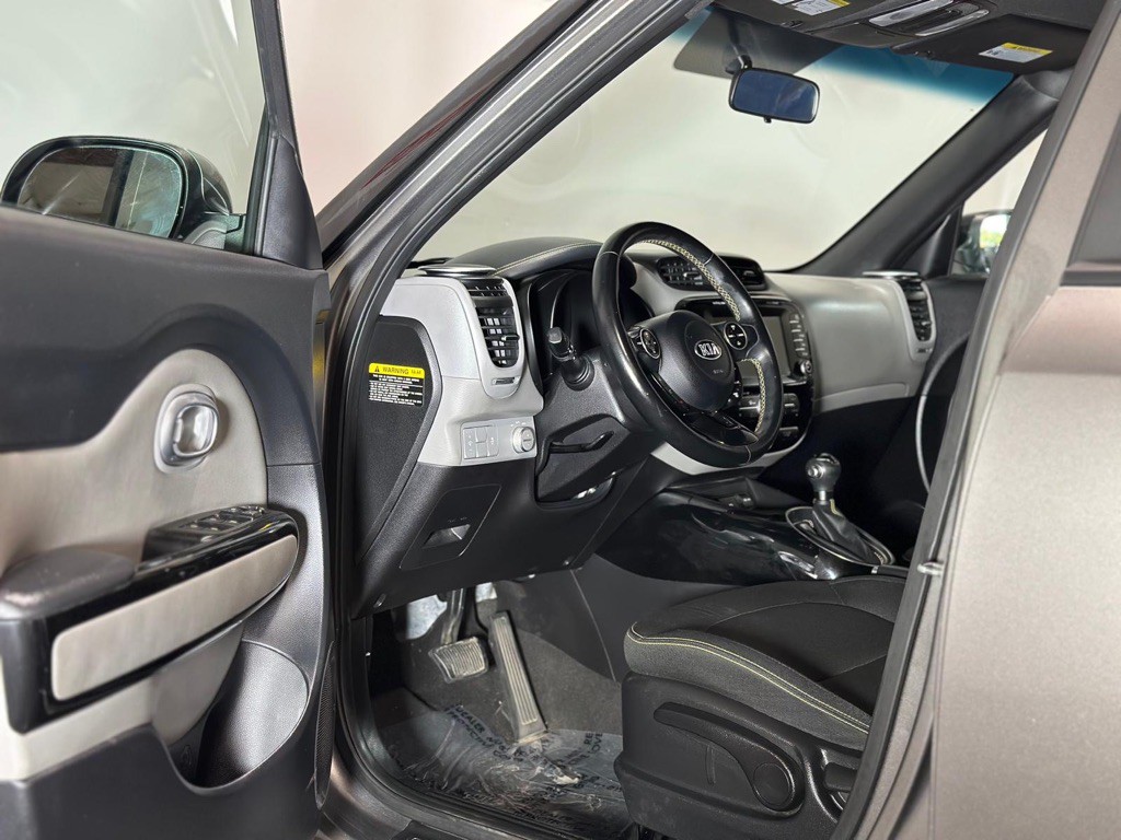 2016 Kia Soul Image 29