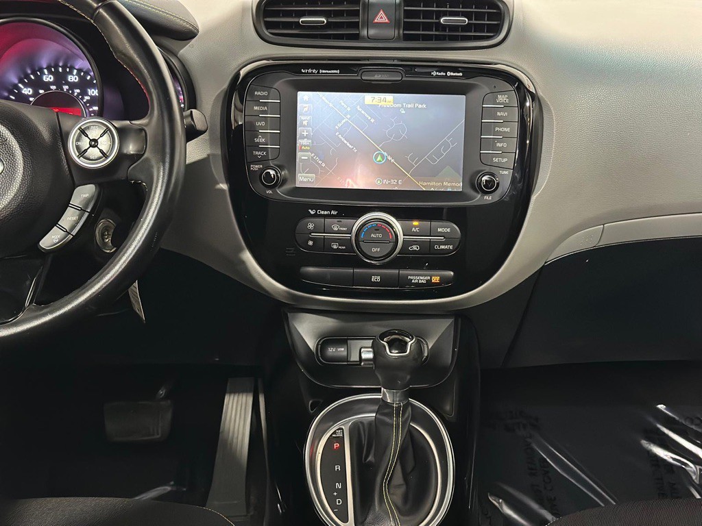 2016 Kia Soul Image 30