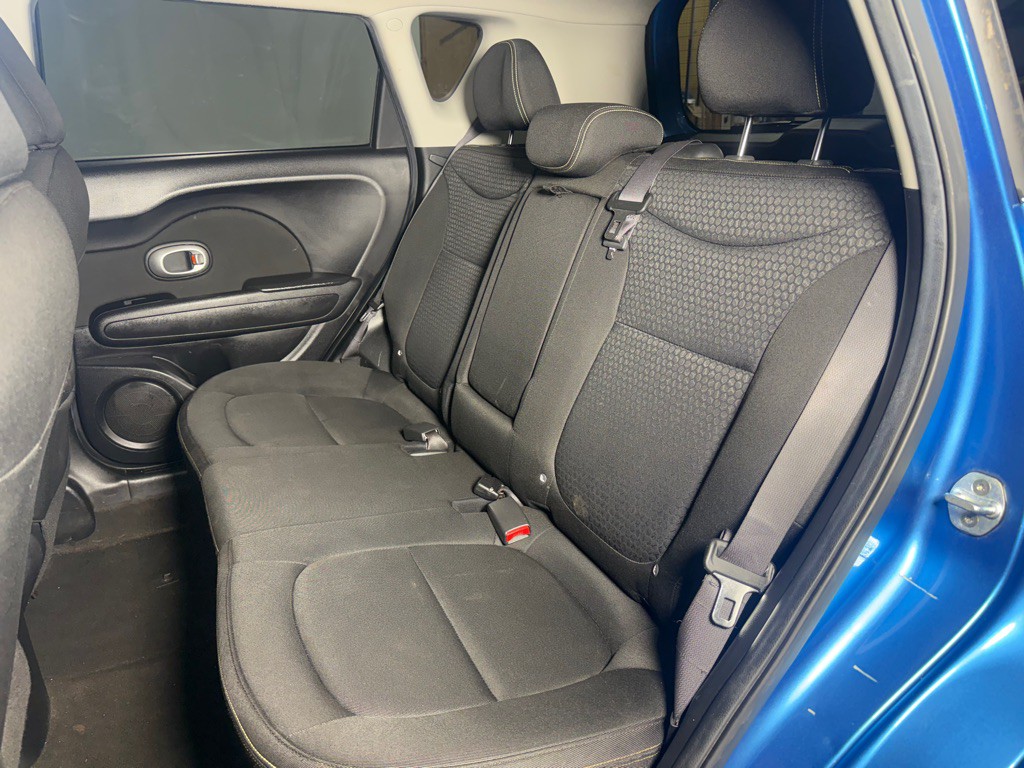 2016 Kia Soul Image 38