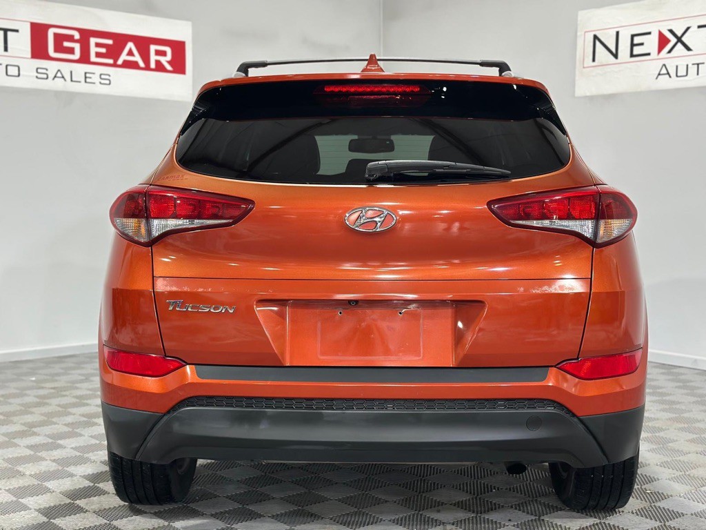 2017 Hyundai Tucson Image 8
