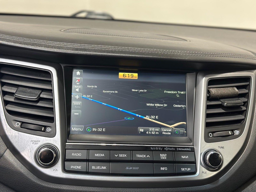 2017 Hyundai Tucson Image 16