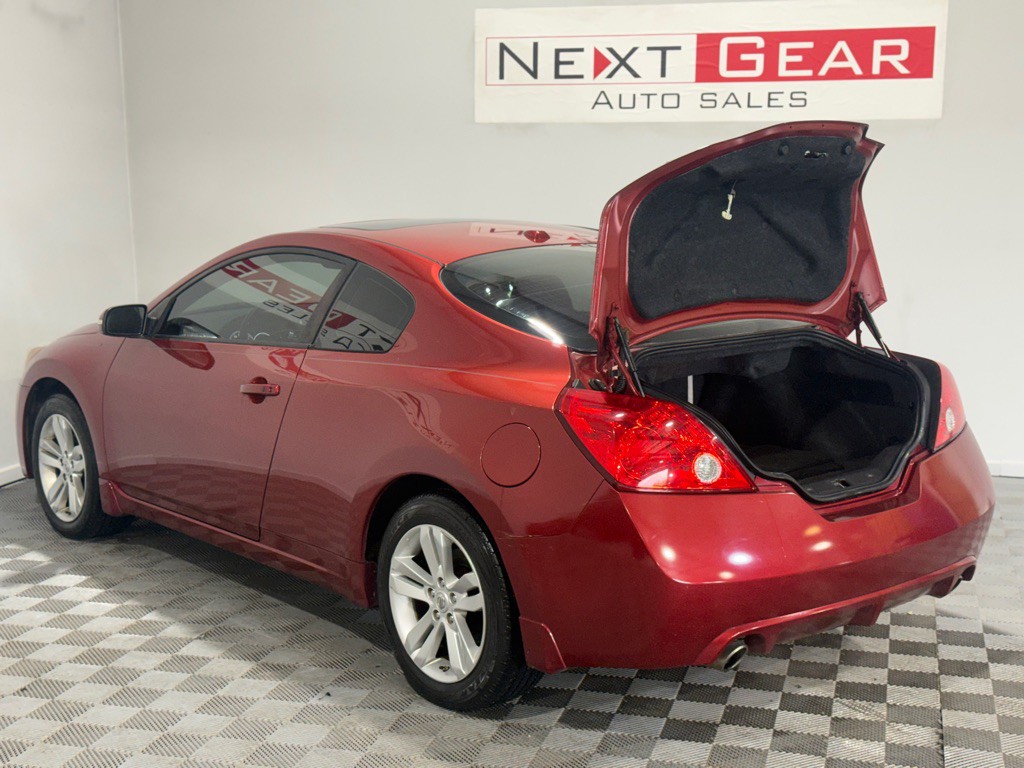 2013 Nissan Altima Image 9