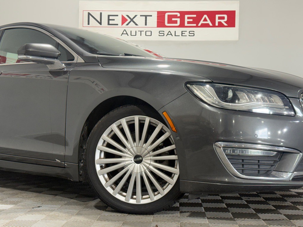 2017 Lincoln MKZ Image 5