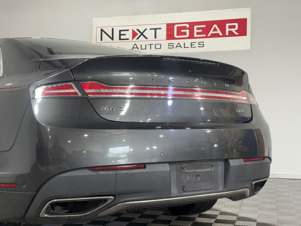 2017 Lincoln MKZ Image 8