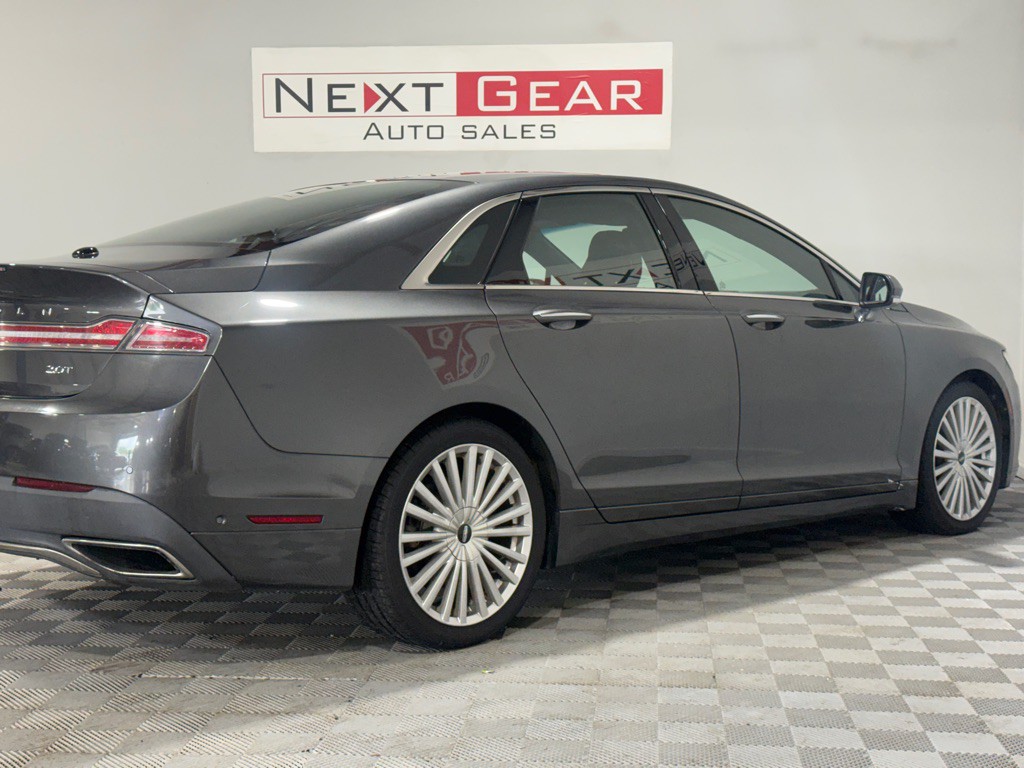 2017 Lincoln MKZ Image 11