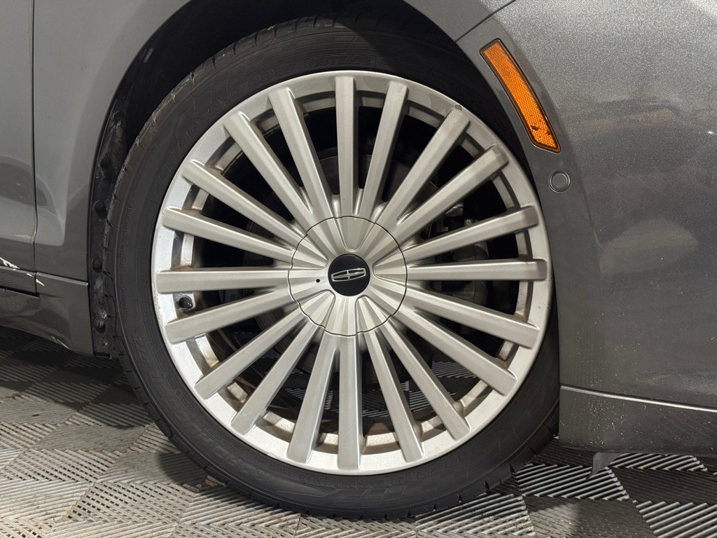 2017 Lincoln MKZ Image 47