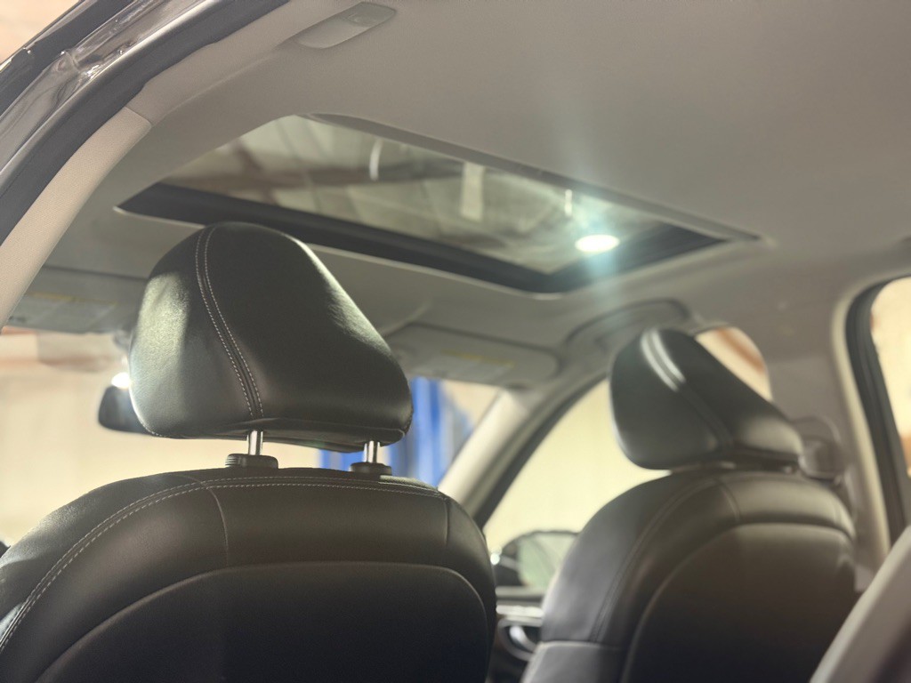 2014 INFINITI Q50 Image 22