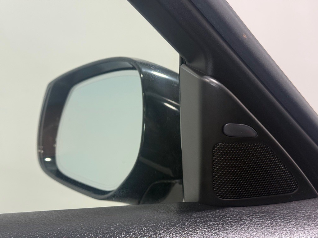2014 INFINITI Q50 Image 27