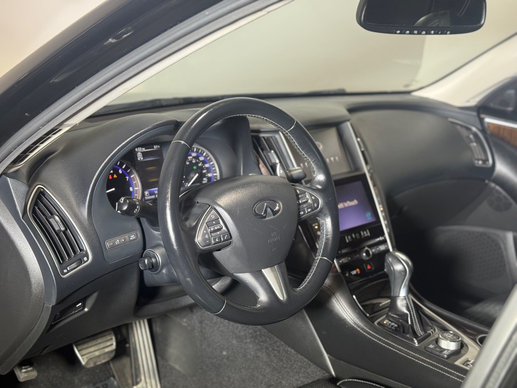 2014 INFINITI Q50 Image 32