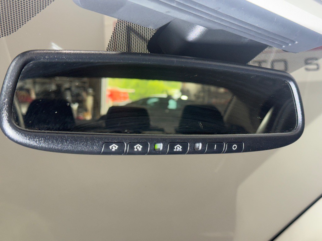 2014 INFINITI Q50 Image 47