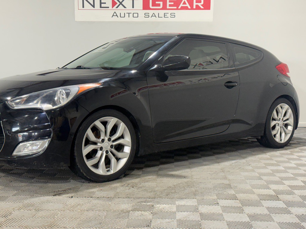 2012 Hyundai Veloster Image 6
