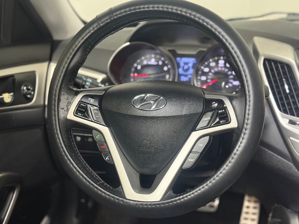 2012 Hyundai Veloster Image 13