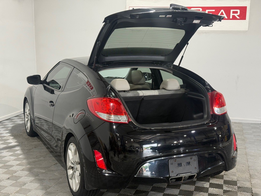 2012 Hyundai Veloster Image 33