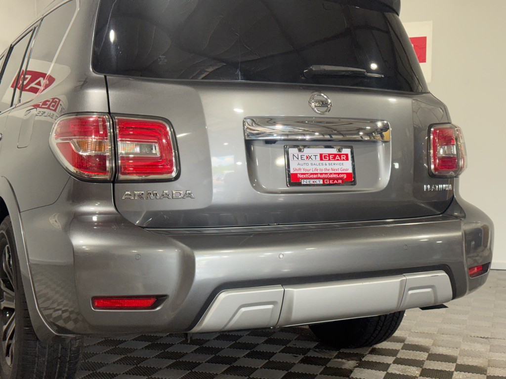 2017 Nissan Armada Image 8