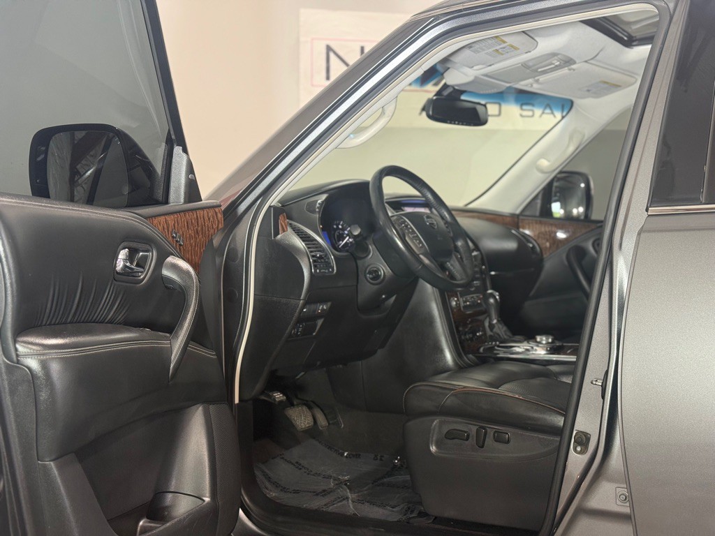 2017 Nissan Armada Image 12