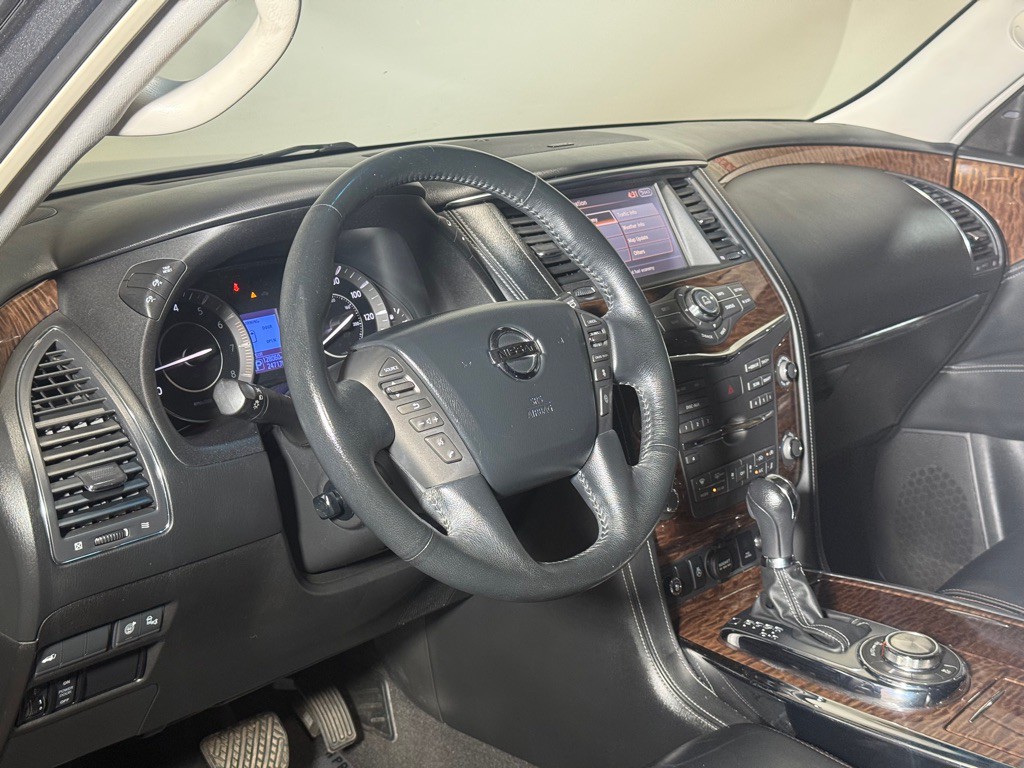 2017 Nissan Armada Image 33