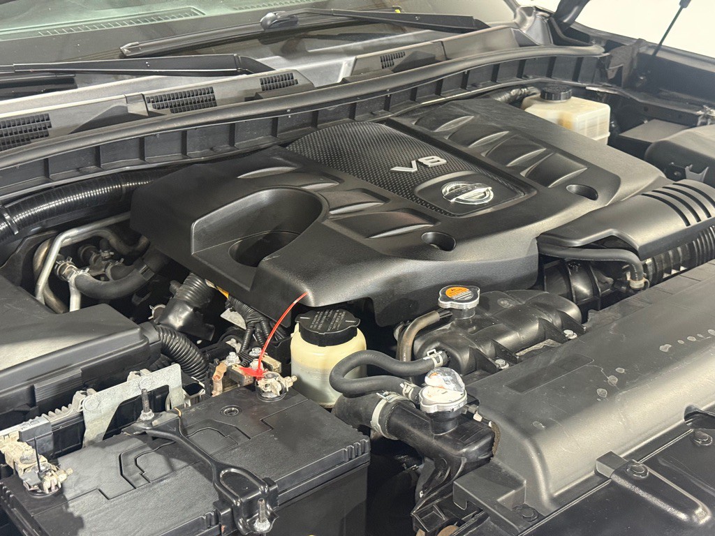 2017 Nissan Armada Image 47