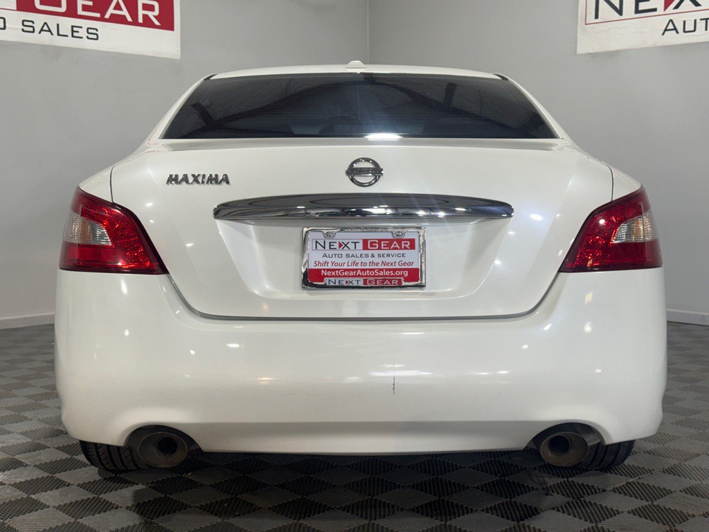 2010 Nissan Maxima Image 7