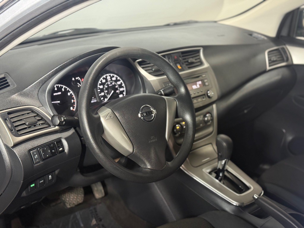 2014 Nissan Sentra Image 24