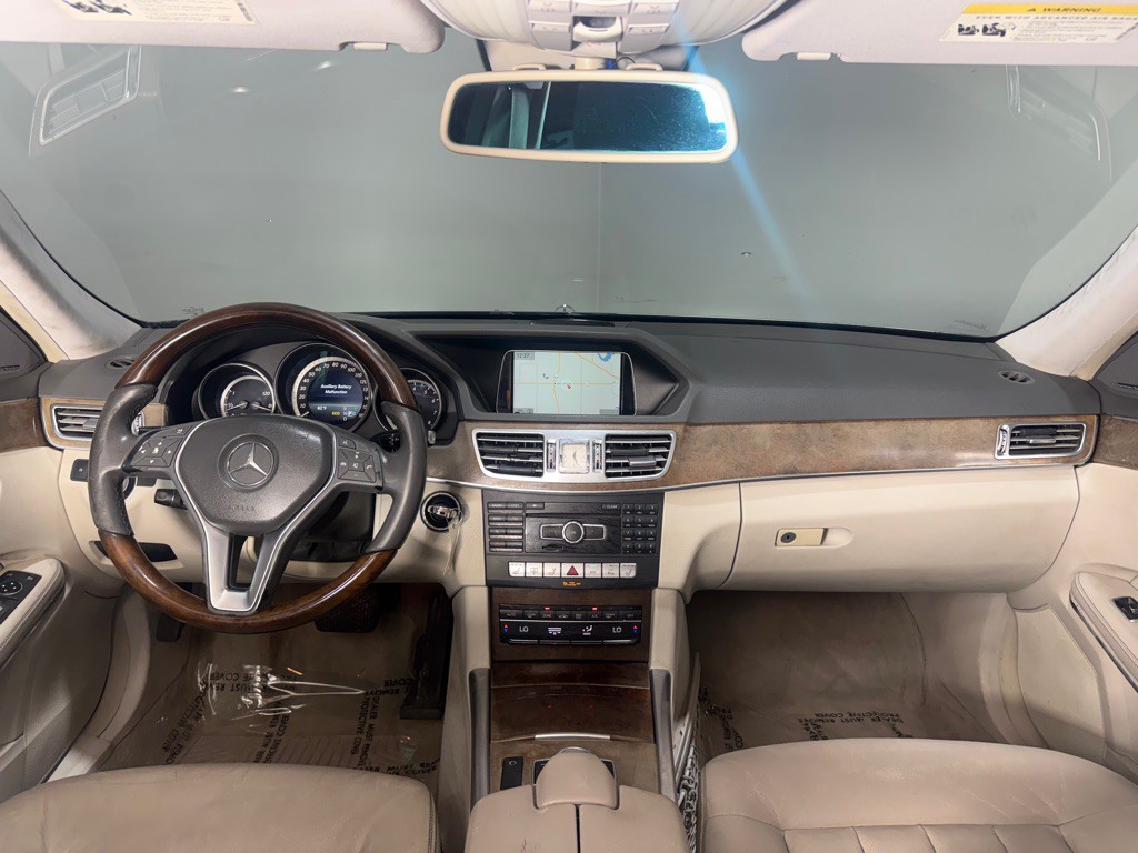 2014 Mercedes-Benz E-Class Image 9
