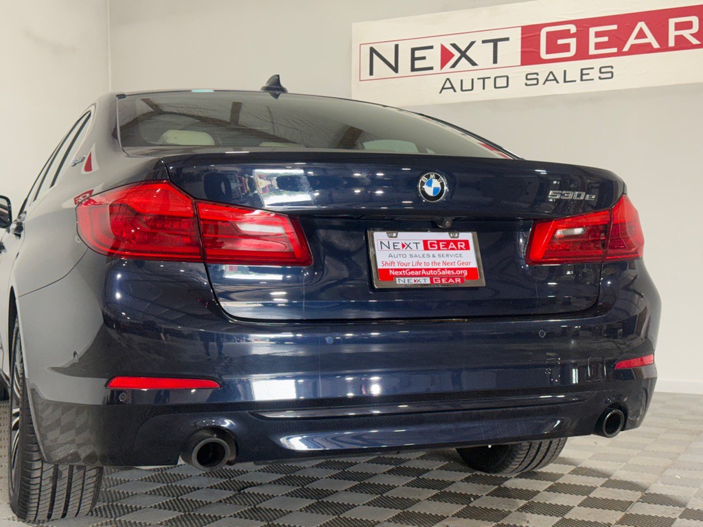 2018 BMW 5 Series Image 8