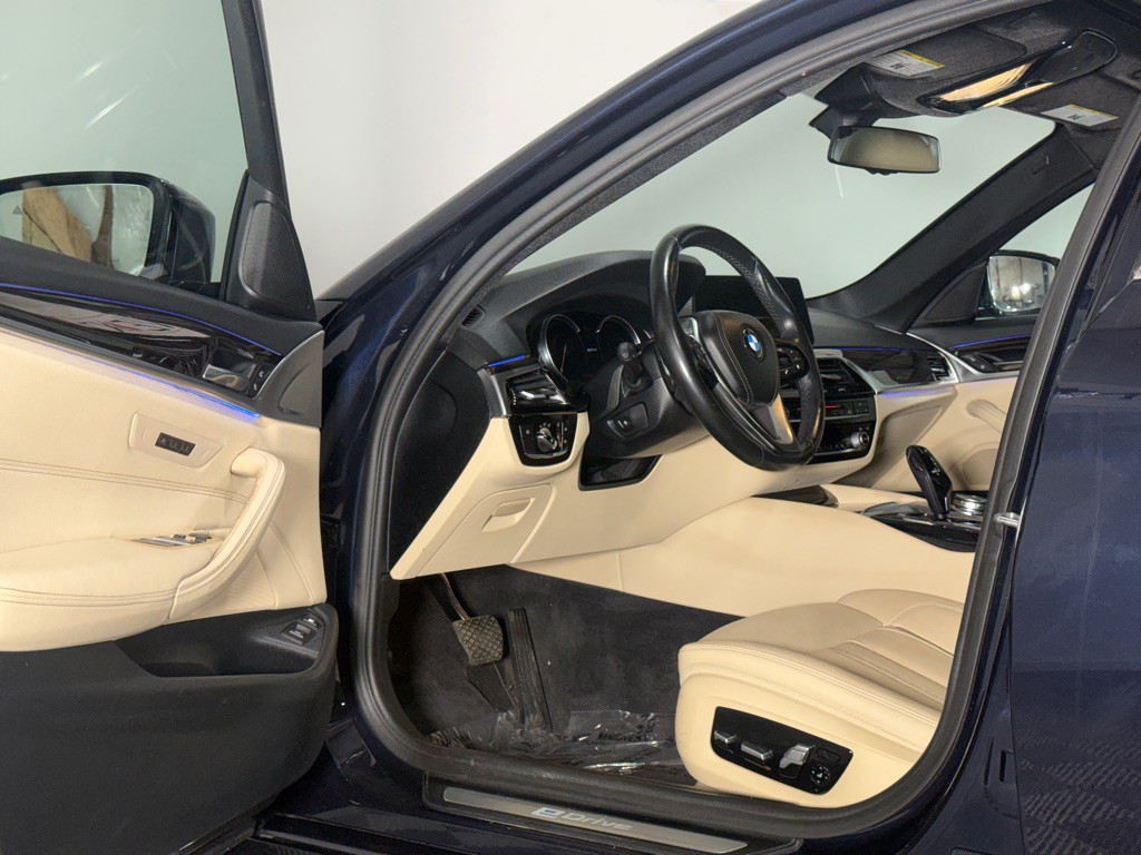 2018 BMW 5 Series Image 12