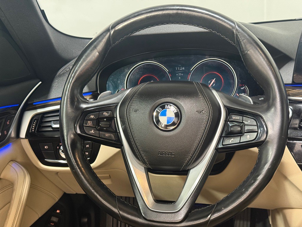 2018 BMW 5 Series Image 16