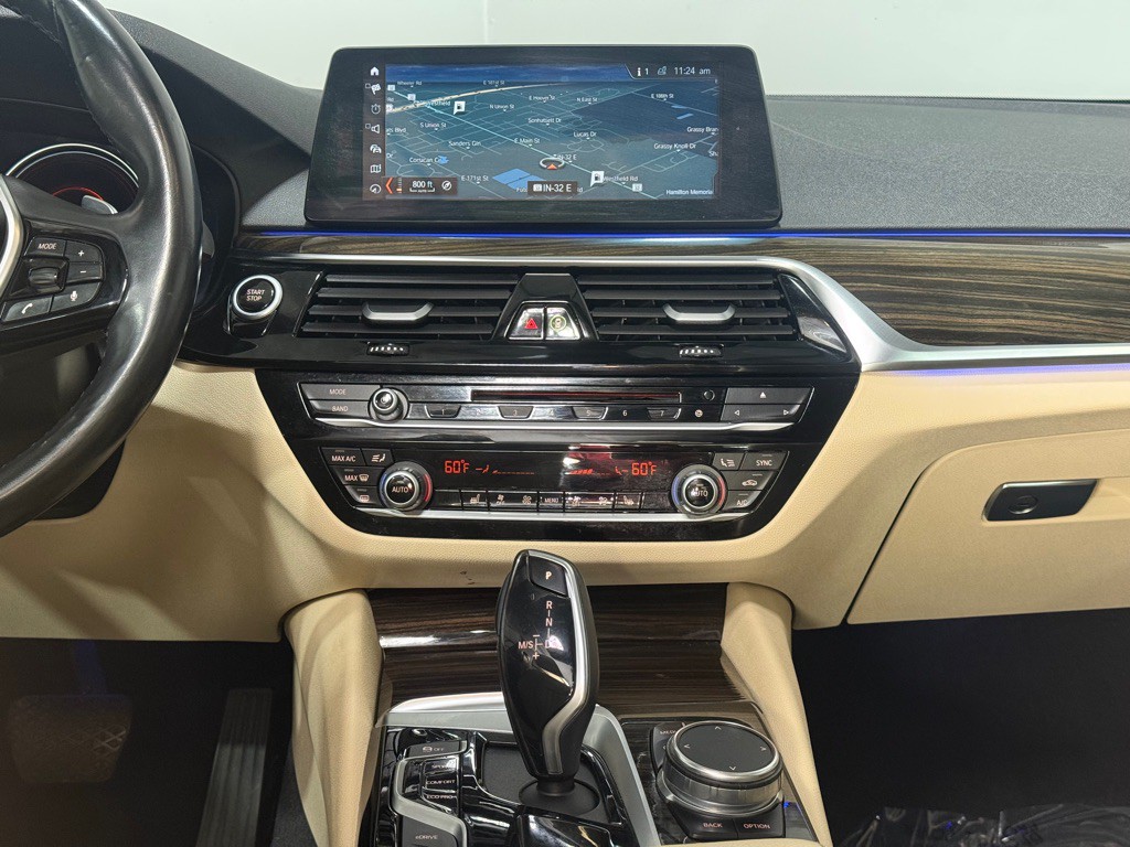 2018 BMW 5 Series Image 17