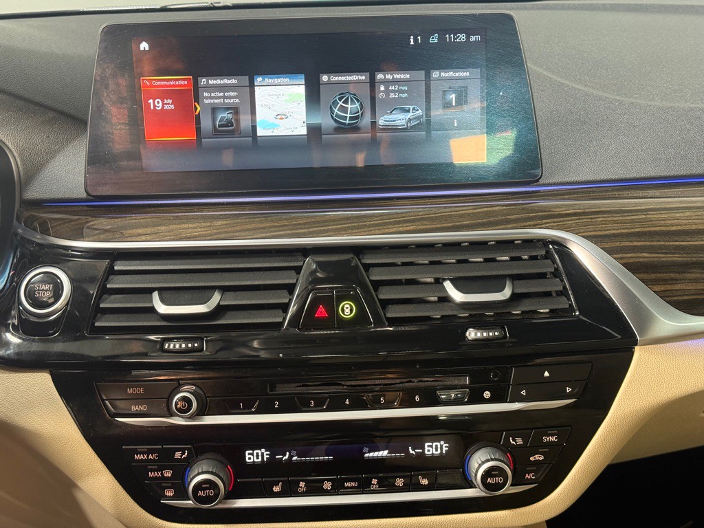 2018 BMW 5 Series Image 18