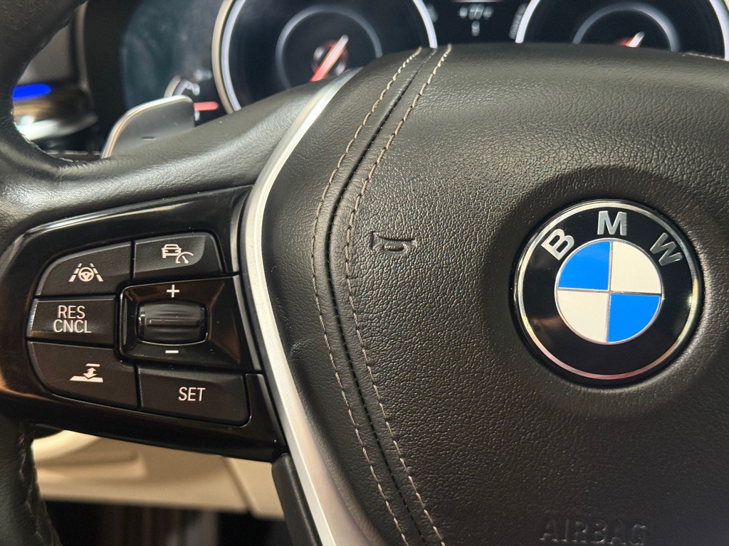 2018 BMW 5 Series Image 34