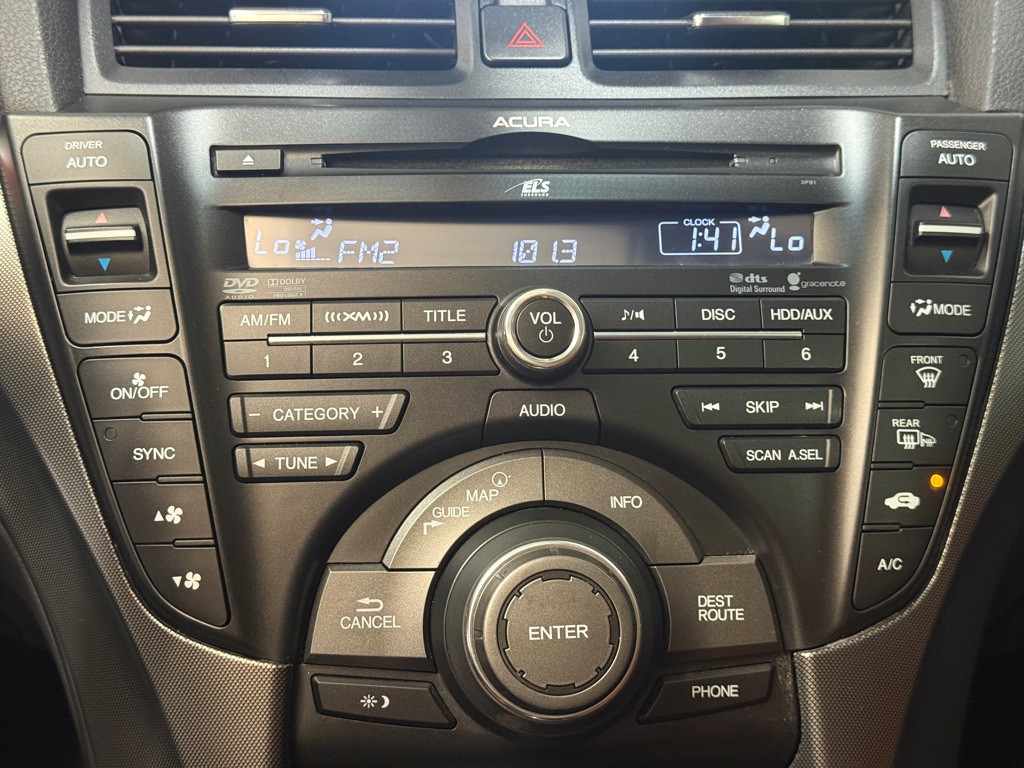 2014 Acura TL Image 24
