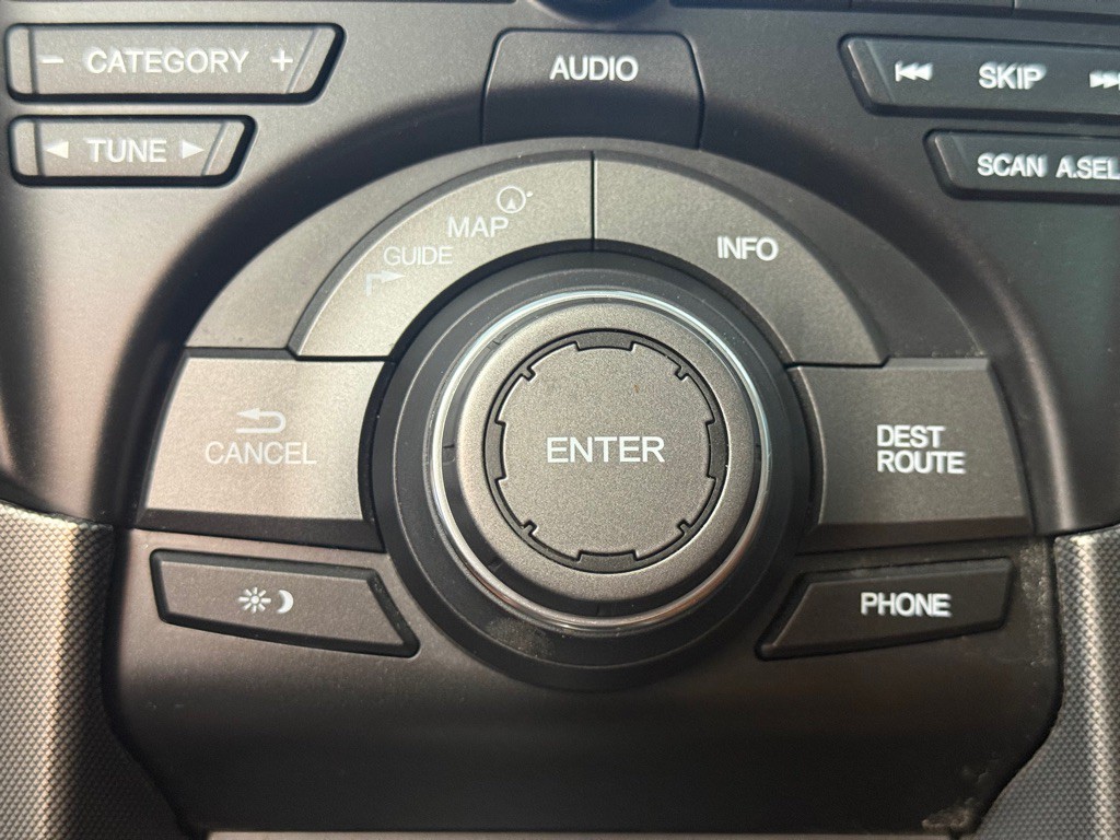 2014 Acura TL Image 22