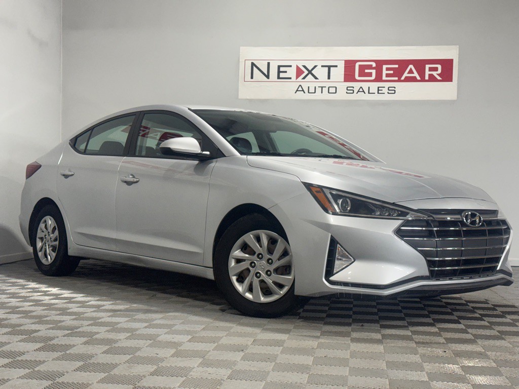 2019 Hyundai Elantra Image 1