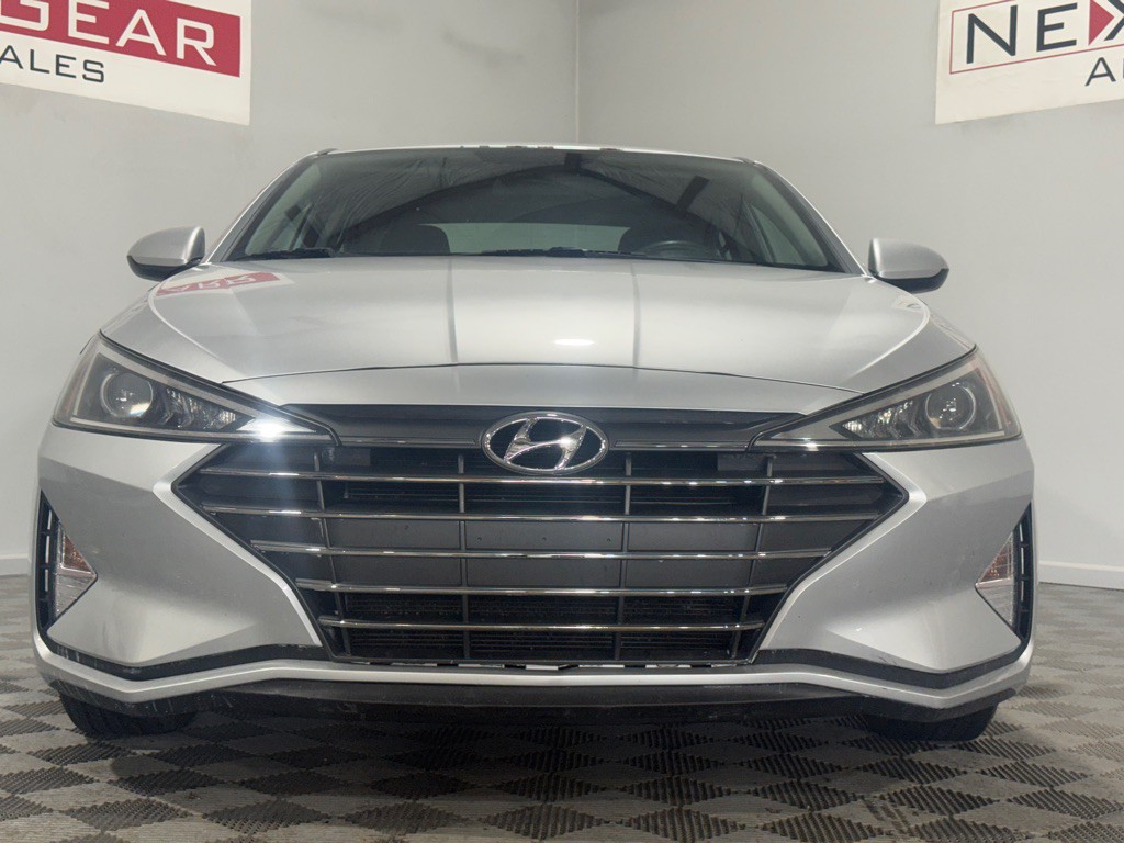 2019 Hyundai Elantra Image 4