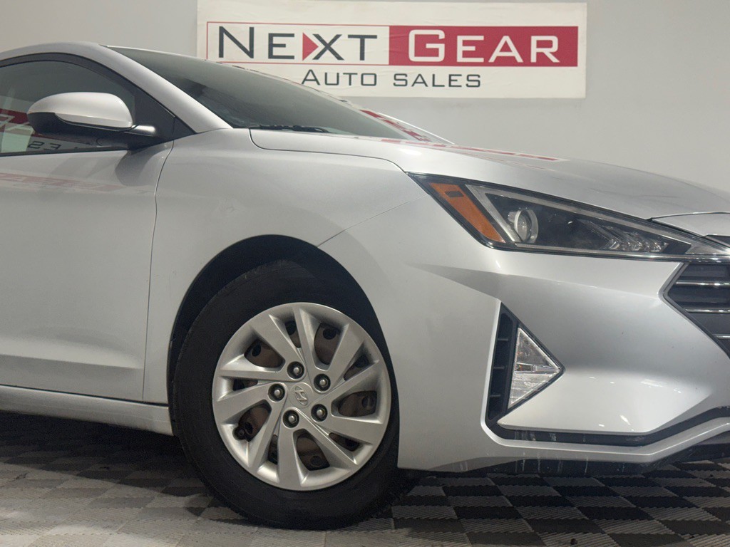 2019 Hyundai Elantra Image 6