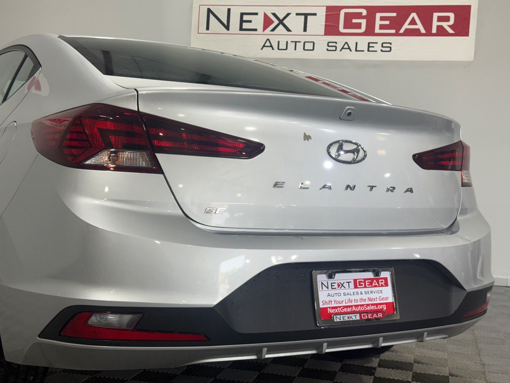 2019 Hyundai Elantra Image 10
