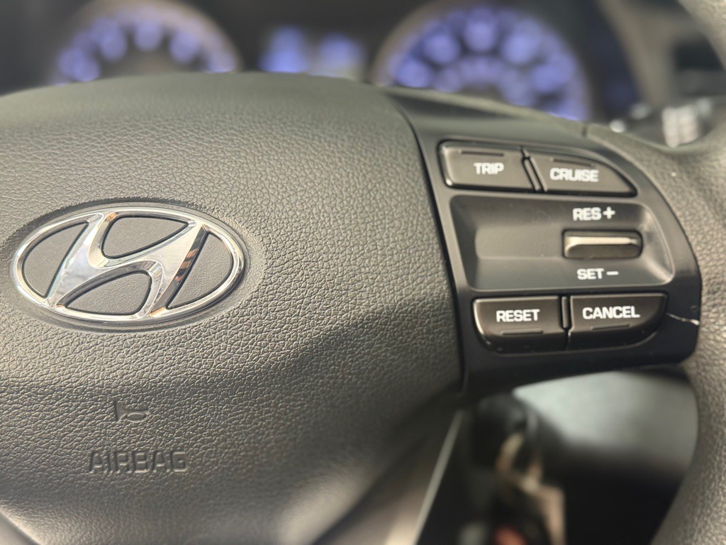 2019 Hyundai Elantra Image 20