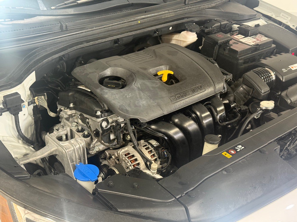 2019 Hyundai Elantra Image 30