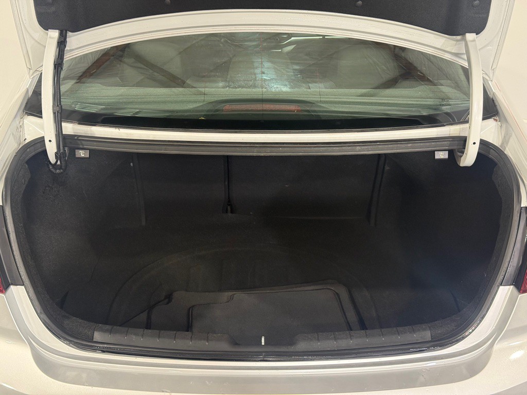 2019 Hyundai Elantra Image 35
