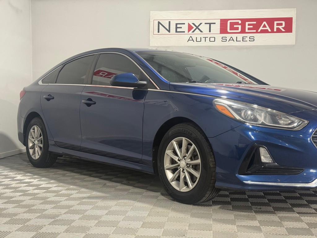 2018 Hyundai Sonata Image 2