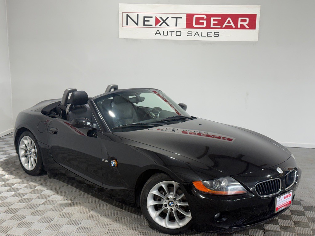 2003 BMW Z4 Image 2