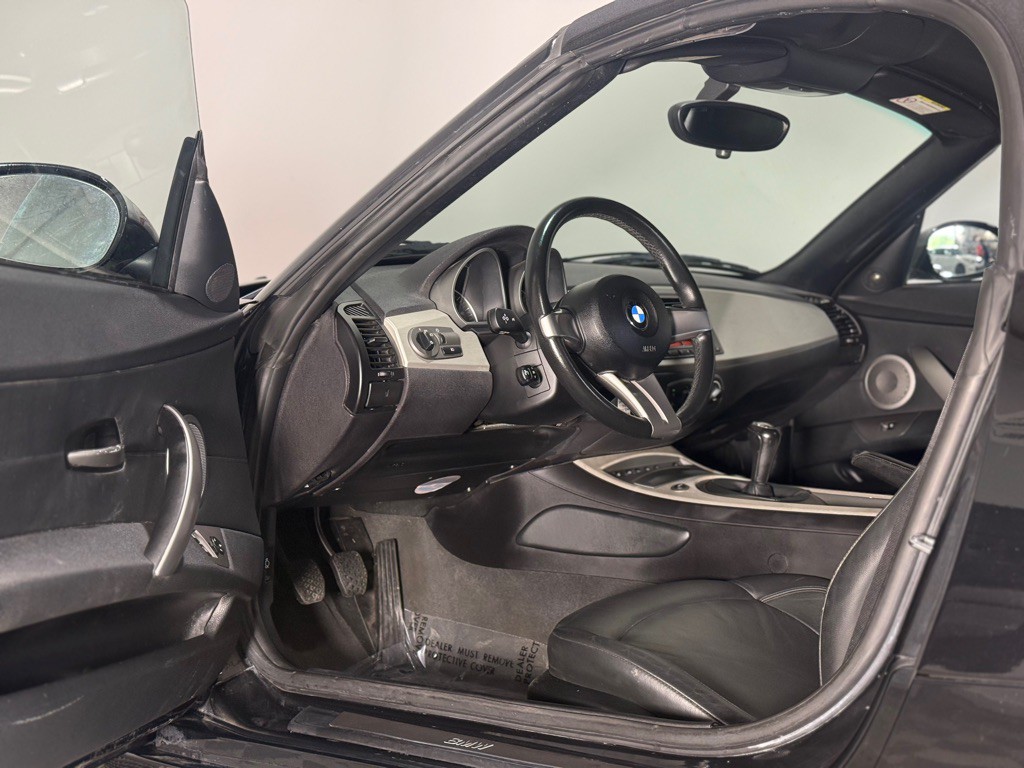 2003 BMW Z4 Image 17