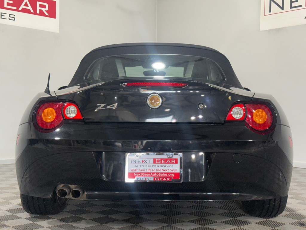 2003 BMW Z4 Image 20