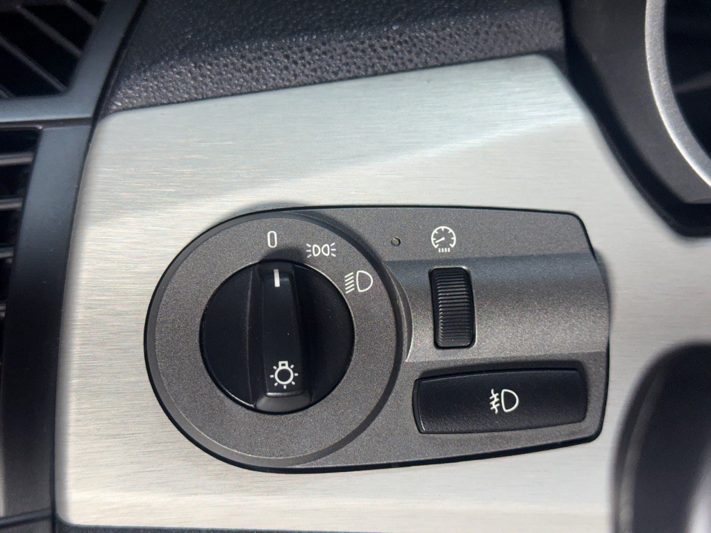 2003 BMW Z4 Image 23