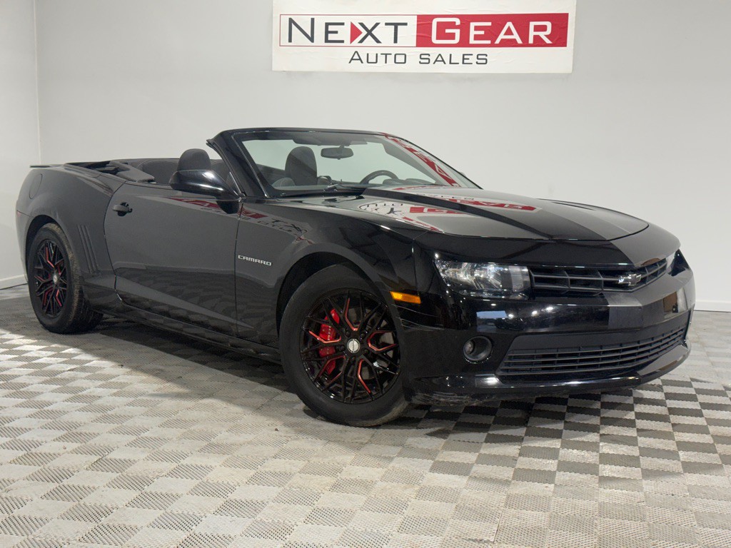 2015 Chevrolet Camaro Image 2
