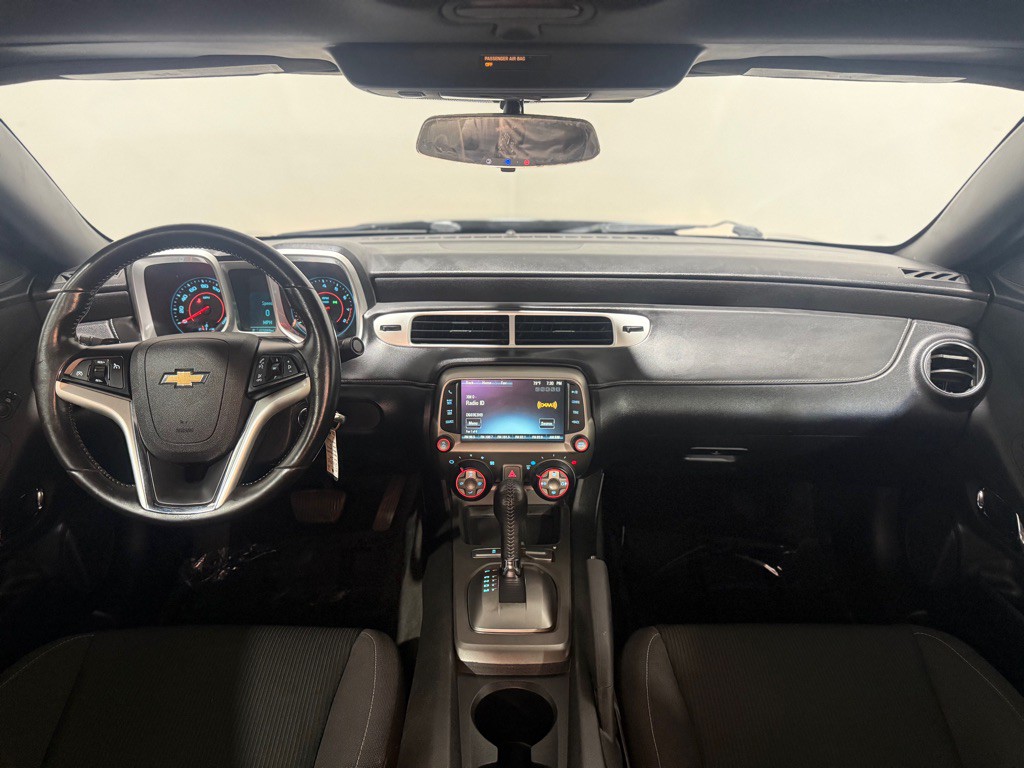 2015 Chevrolet Camaro Image 12