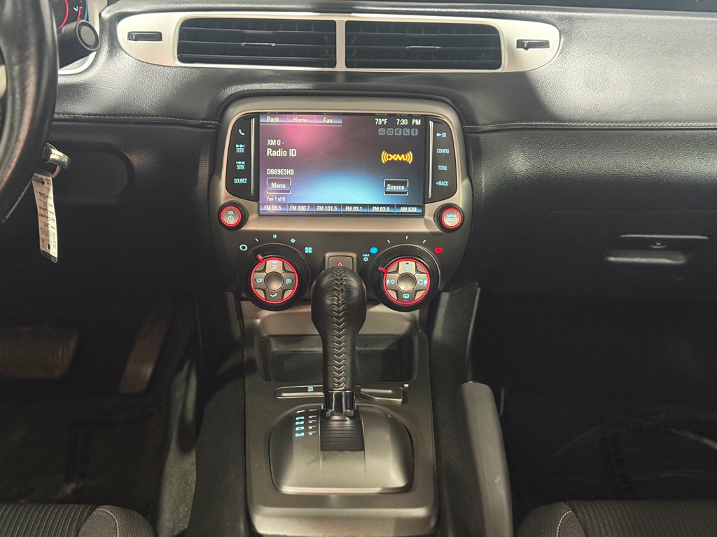 2015 Chevrolet Camaro Image 15