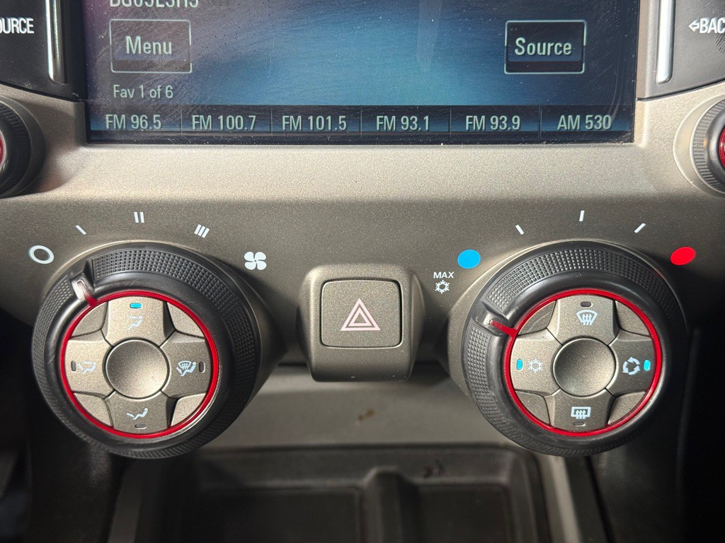 2015 Chevrolet Camaro Image 19