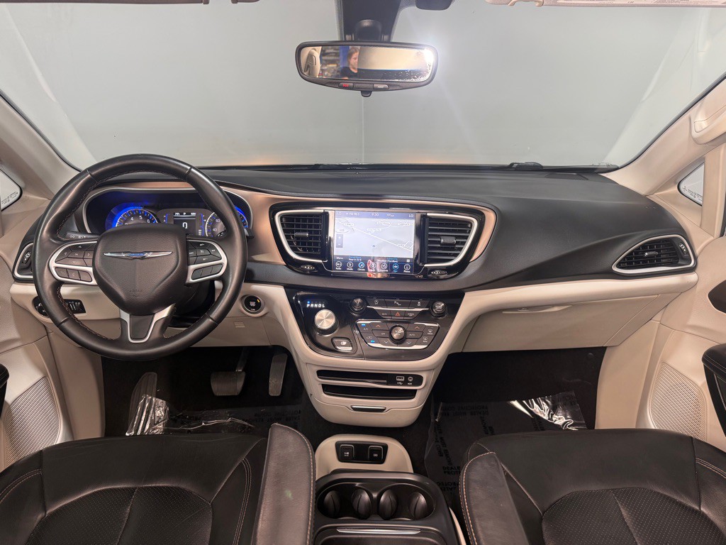 2018 Chrysler Pacifica Image 19